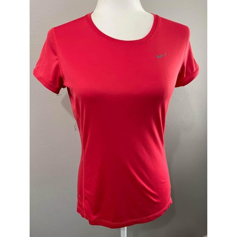 Nike running active t shirt size small